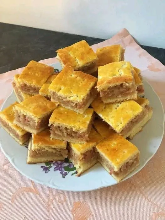 Traditional Hungarian Apple Pie Squares (Almás Pite) Recipe 787367703_2252304315310093_5058605251568208328_n