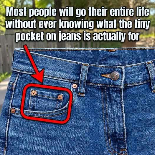 đź‘– Most People Will Go Their Entire Life Without Ever Knowing What the Tiny Pocket on Jeans Is Actually For DH