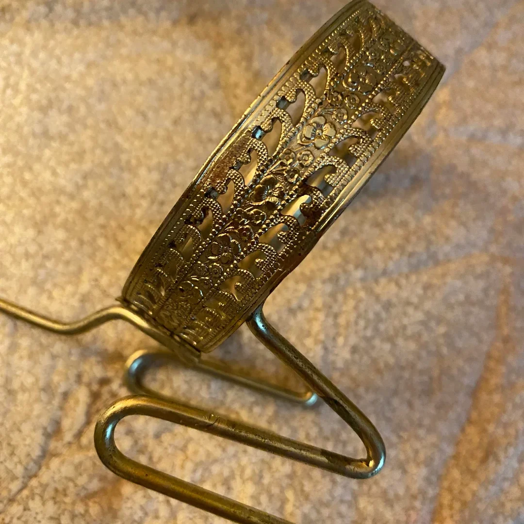 i-think-i-found-this-in-a-box-of-my-grandparents-stuff-v0-1ebgy9lt6srh1
