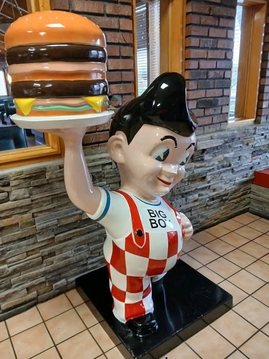 If You Grew Up in Michigan, You Definitely Know Him: The Enduring Legacy of Big Boy 861687946_122122698981335820_6999523290542278814_n